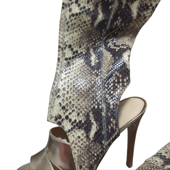 Reg $250 GUESS Snake Skin Thigh High Boots size 5 1/2 - Picture 9 of 9